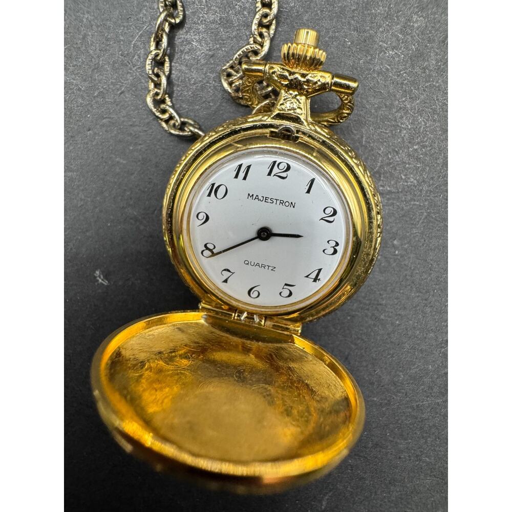 Majestron Quartz Pocket Watch Men 23mm Gold Tone Full Hunter Flower W/ Chain